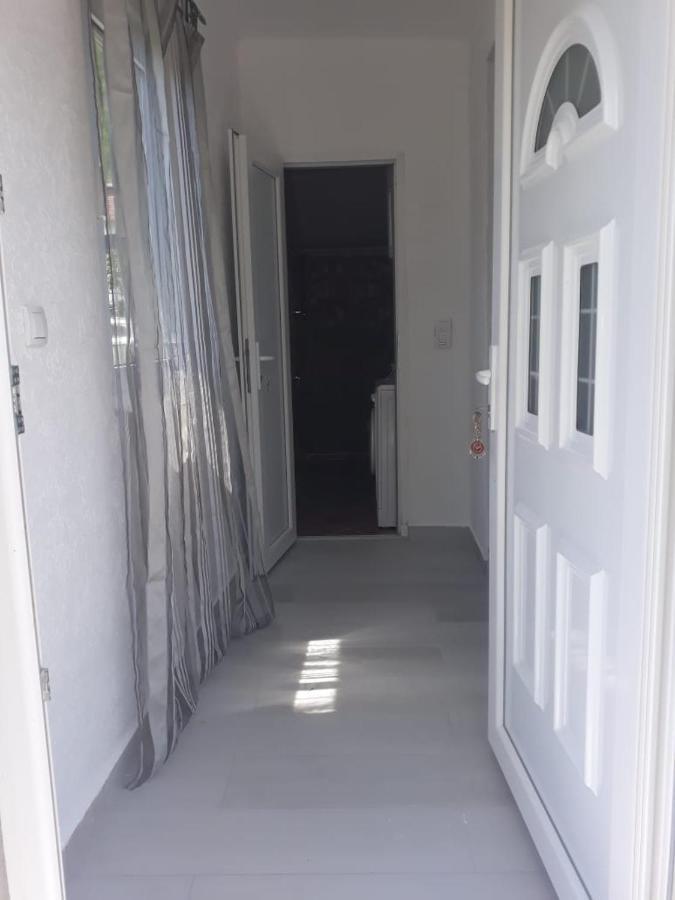 Ban Apartmani Budva Exterior photo