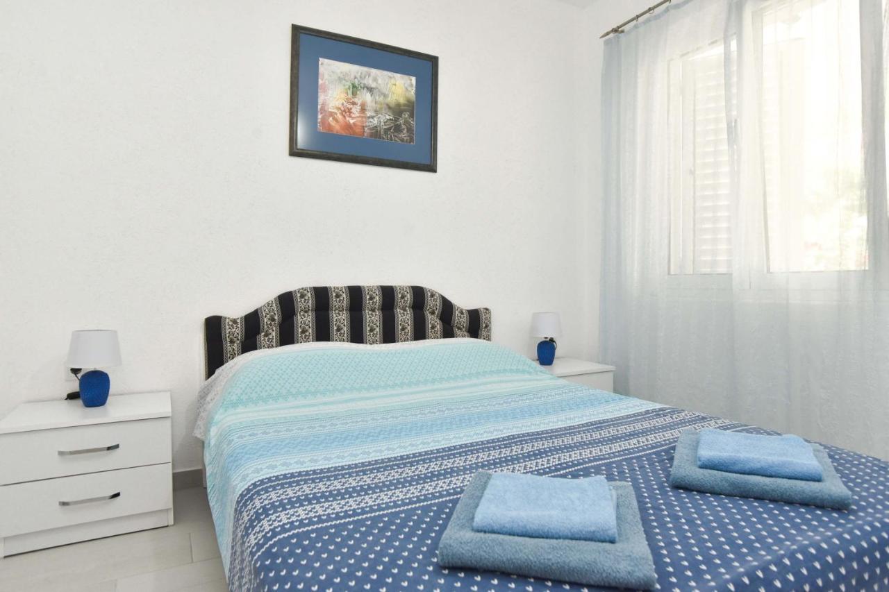 Ban Apartmani Budva Exterior photo